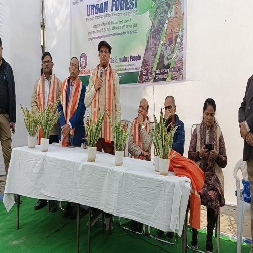 संस्था और नगर निगम दवारा मेरठ का पहला शहरी वन बनाया गया||